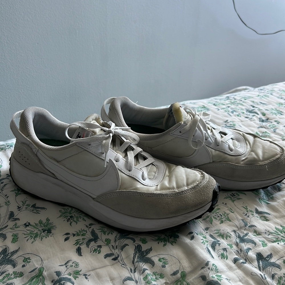 Nike Men’s Waffle Debut Shoes